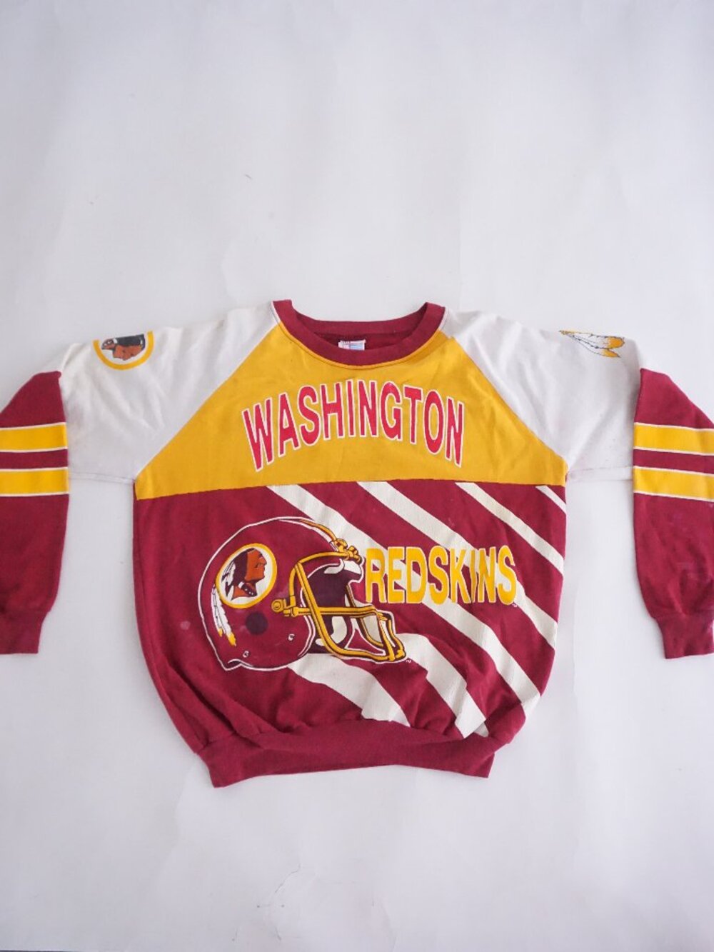 VTG AOP Garan Burgundy Gold Washington Redskins NFL Football Stripe Sweatshirt L